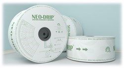 Капельная лента эмиттерная Neo-Drip P16мм 6mil, шаг 10, 1,60л/ч (бухта 1000м) Капельная лента эмиттерная Neo-Drip P16мм 6mil, шаг 10, 1,60л/ч (бухта 1000м)